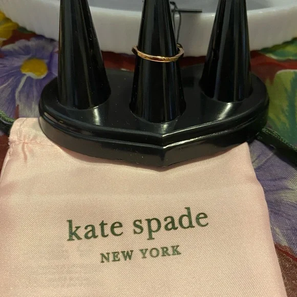 NEW- Kate Spade ♠️ New York Yours Truly Pave Heart Ring Size: 5 Rose Gold